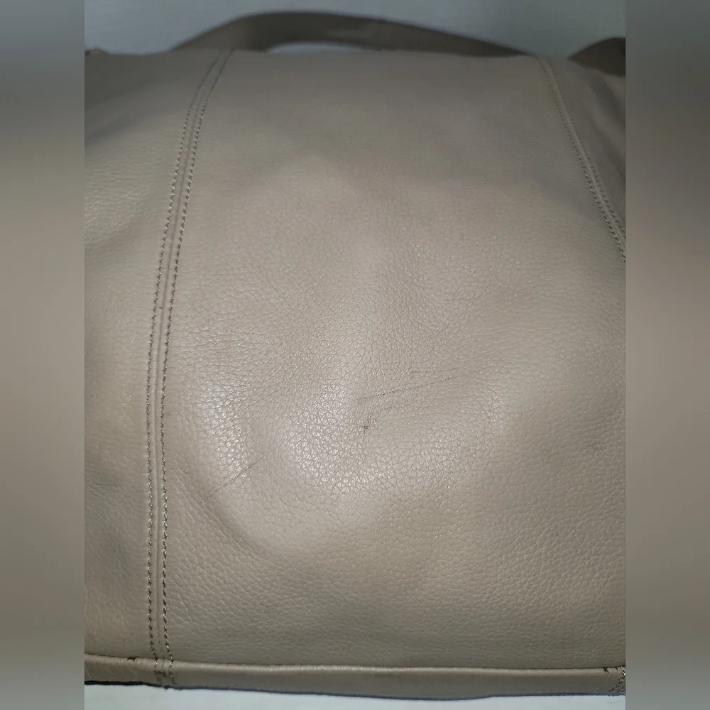 Emma Fox Dressage Kiss Lock Hobo Bag Cream Gold Hardware Lined